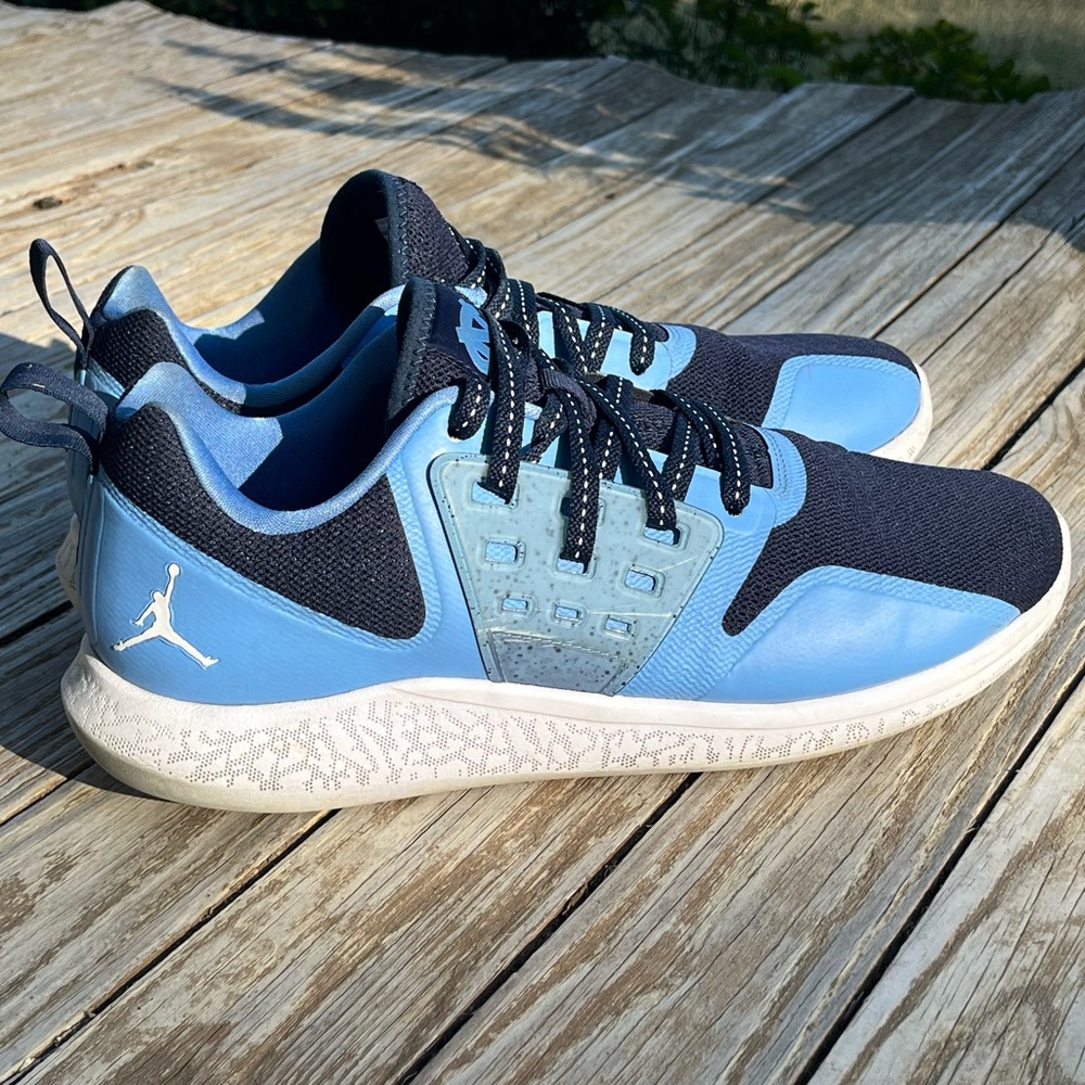 Air Jordan Grind UNC Shoes - Promo Edition - Men’s 11